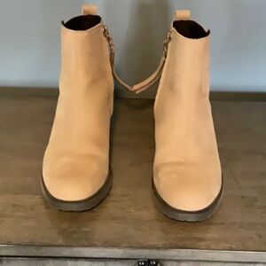 Toms grey-tan suede booties ~ great condition!